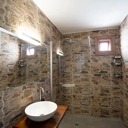 6 Bedroom Luxury 300m From The Water Front * Playa Blanca (Lanzarote)