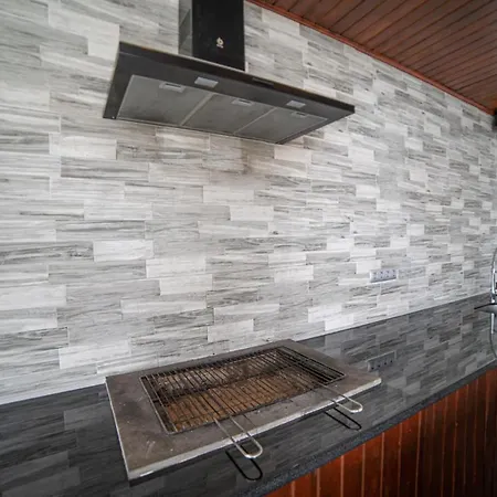 6 Bedroom Luxury 300m From The Water Front Villa Playa Blanca (Lanzarote)